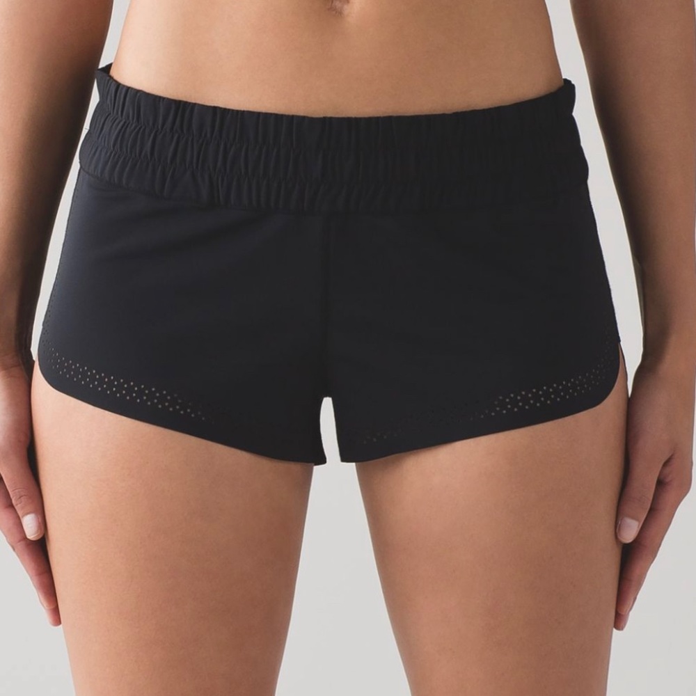 Lululemon Swell Chaser Shorts